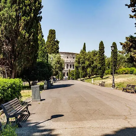 Stop Colosseo ローマ