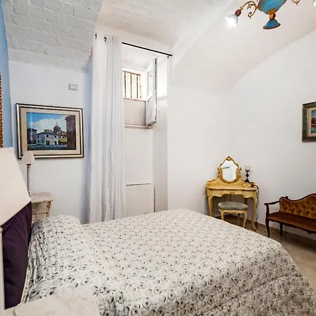 Stop Colosseo アパート