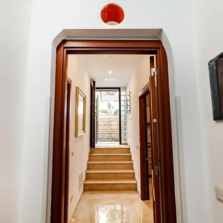 Stop Colosseo Appartement *